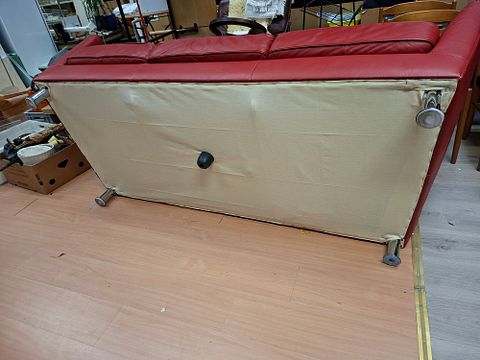 Image 4/9