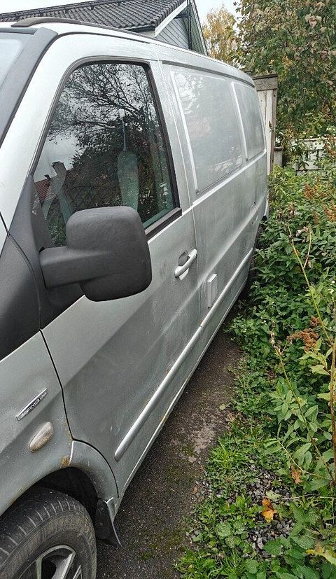 Image 2/10