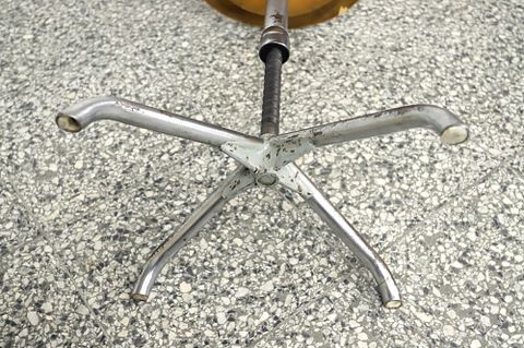 Image 7/10
