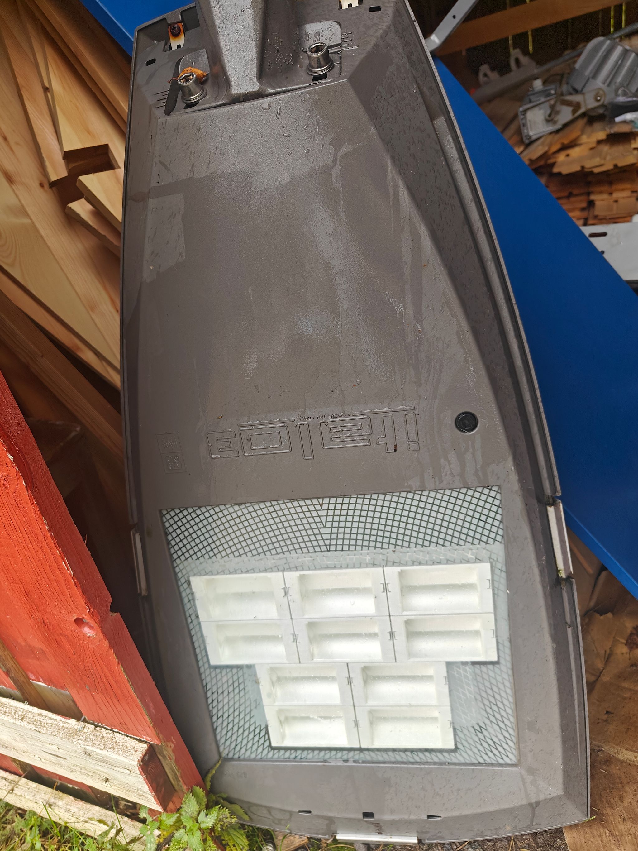 Image 6/7