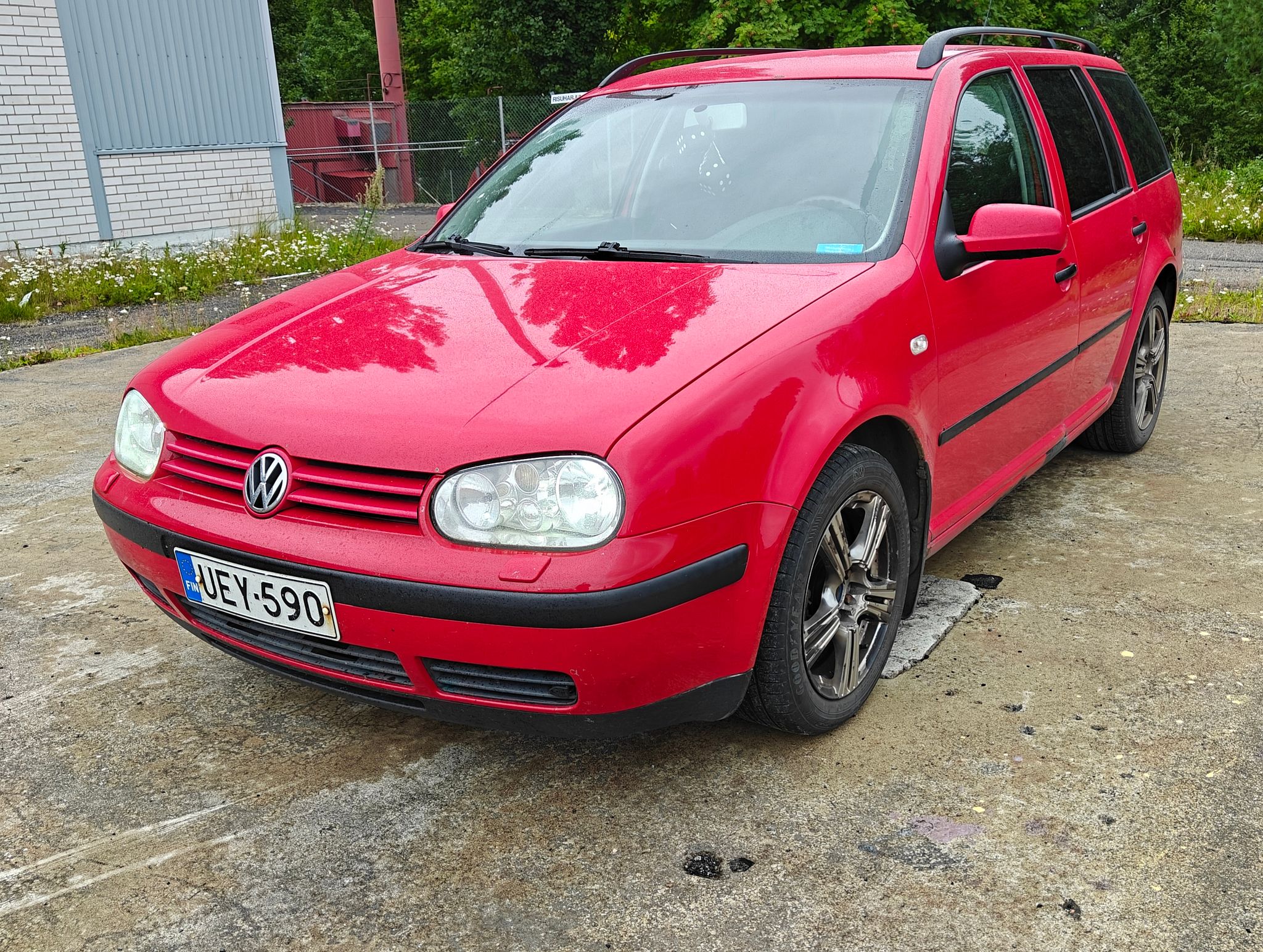 Image 1/10