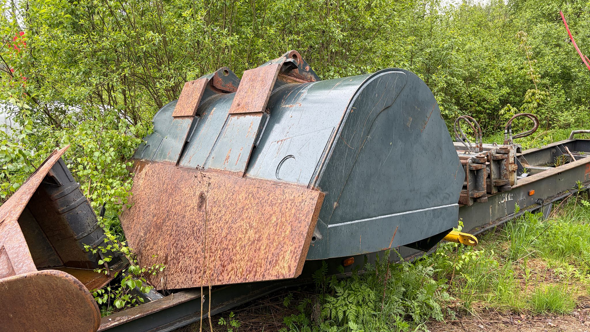 Image 1/6