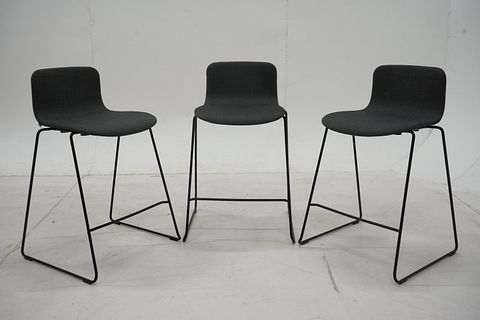Image 2/5