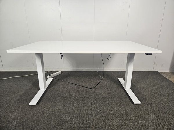 Image 6/9