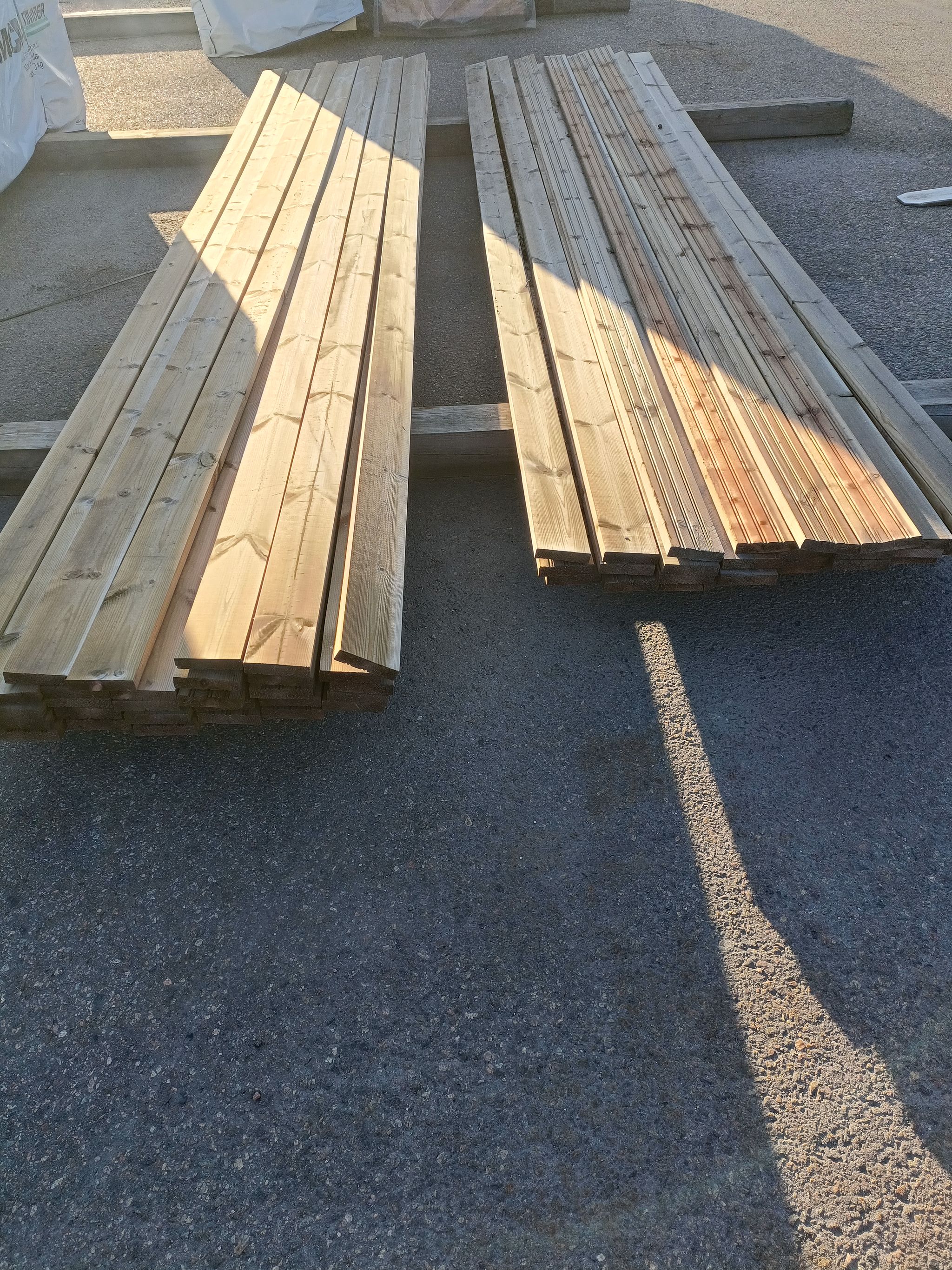 Image 3/3