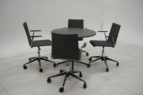 Image 2/10
