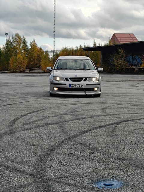 Image 2/12
