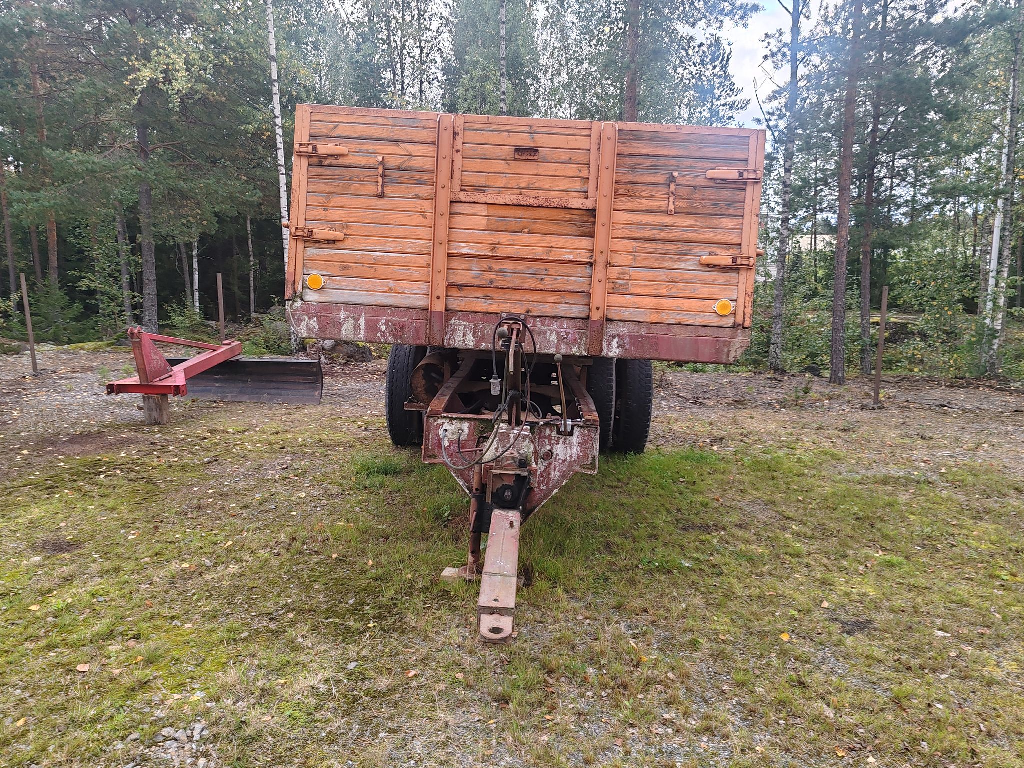 Image 3/12