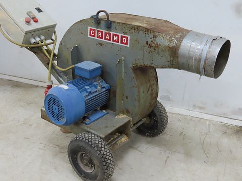 Image 2/6