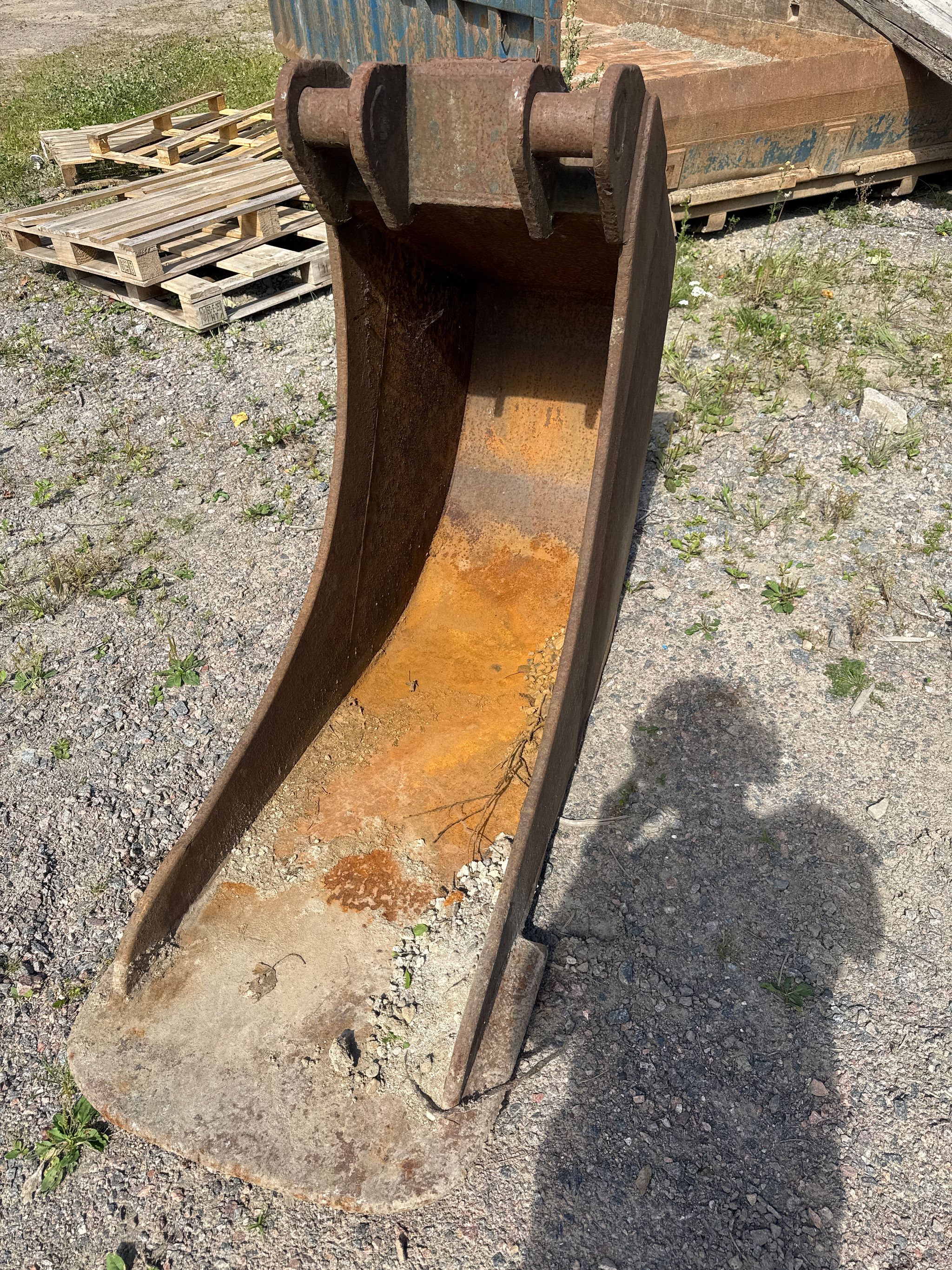 Image 4/4