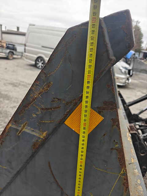 Image 6/7