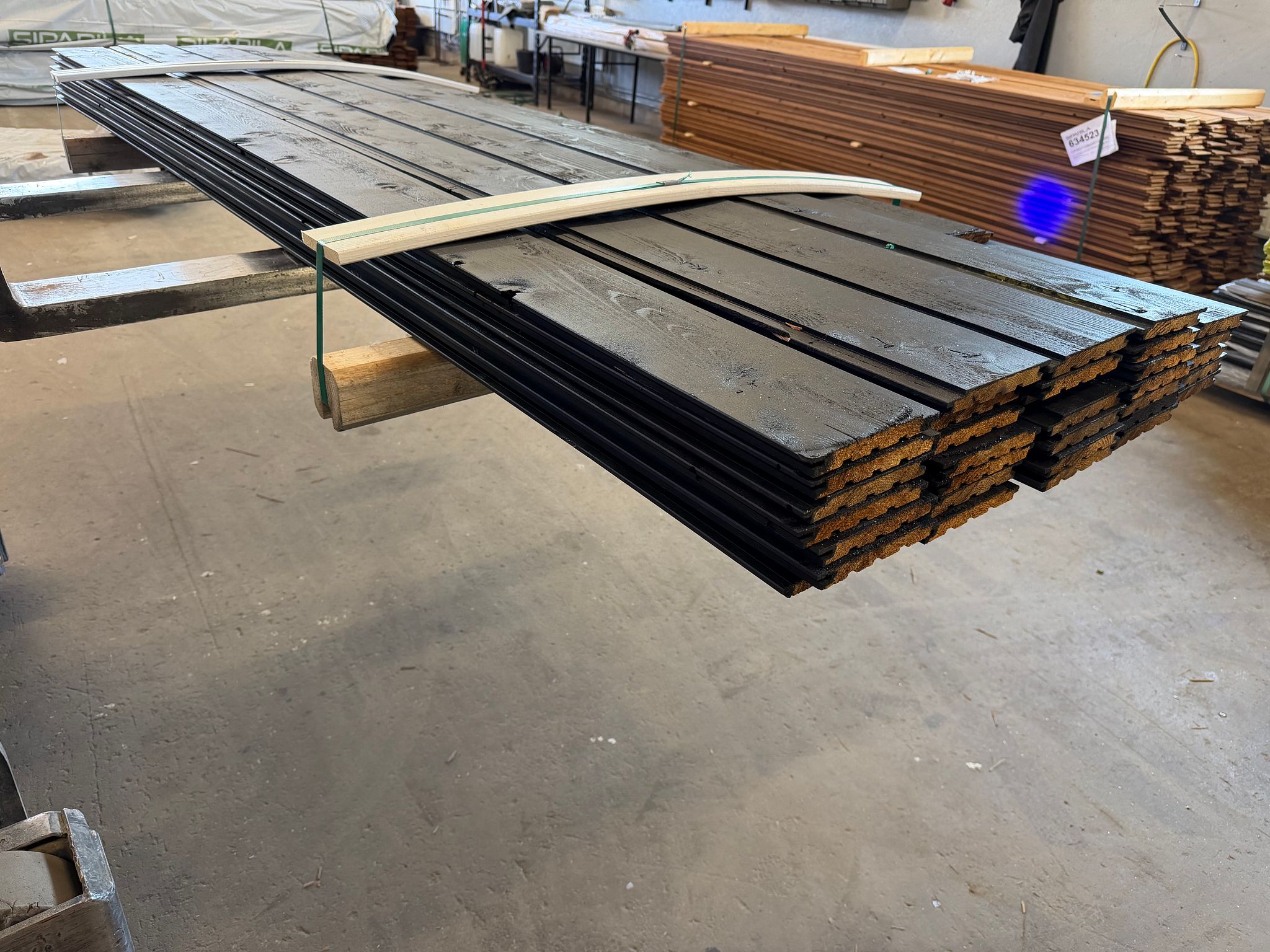 Image 6/6