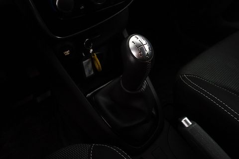 Image 15/36