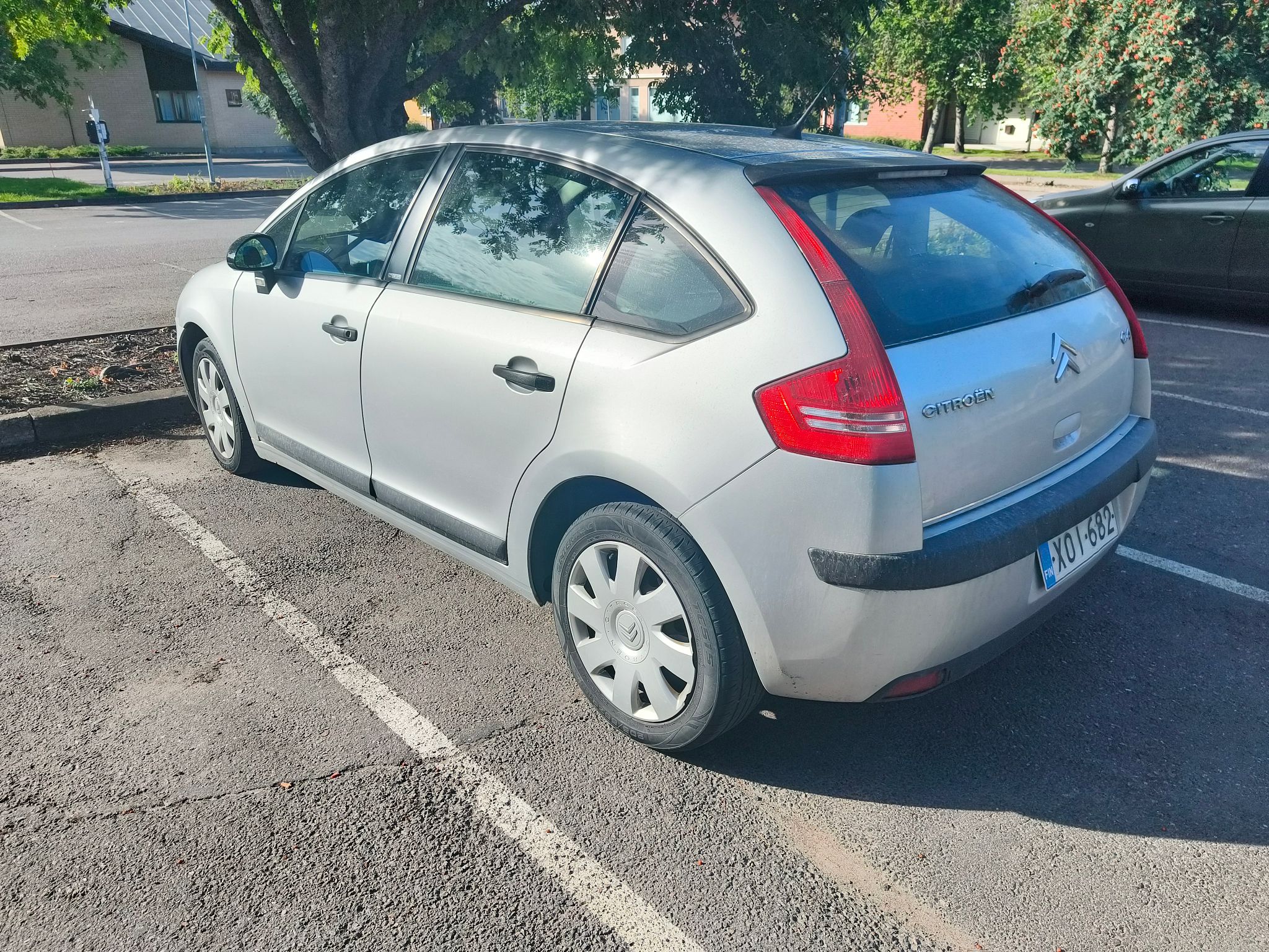 Image 3/10