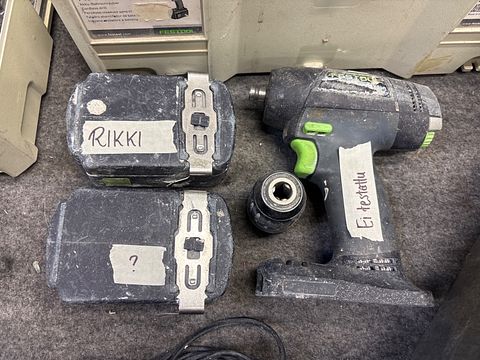 Image 8/40