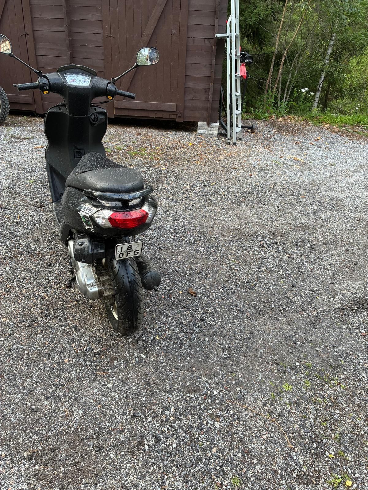 Image 6/6