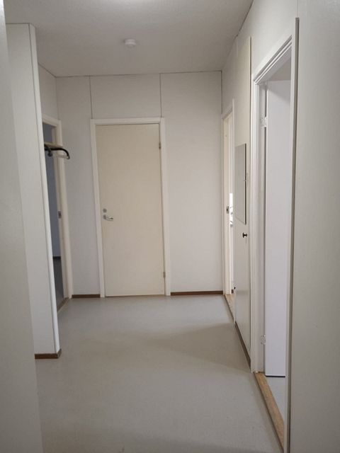 Image 11/14