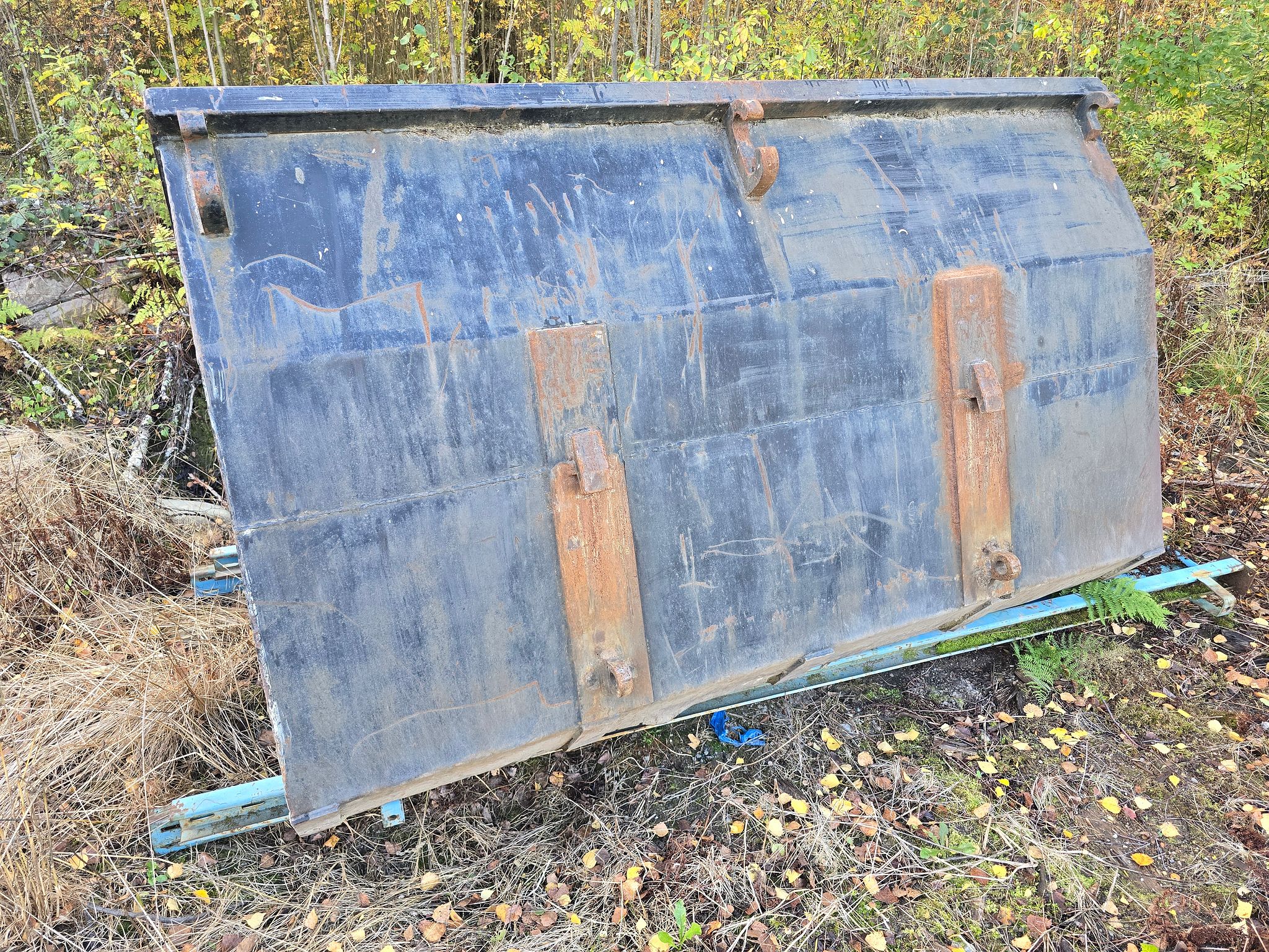 Image 2/7