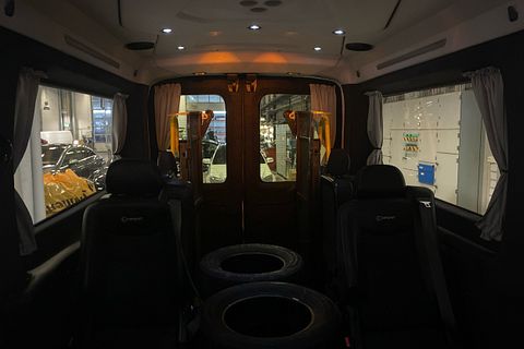 Image 9/30
