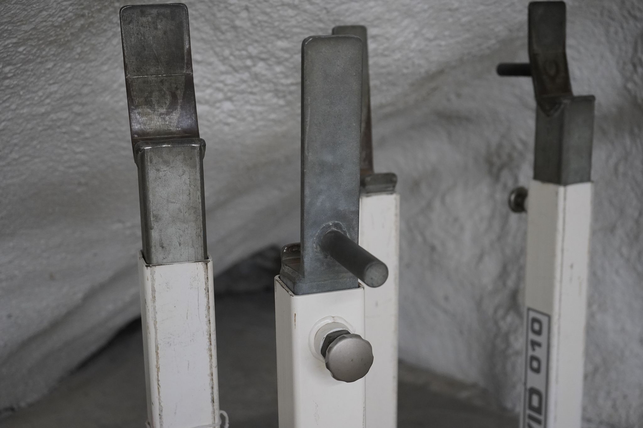 Image 3/15