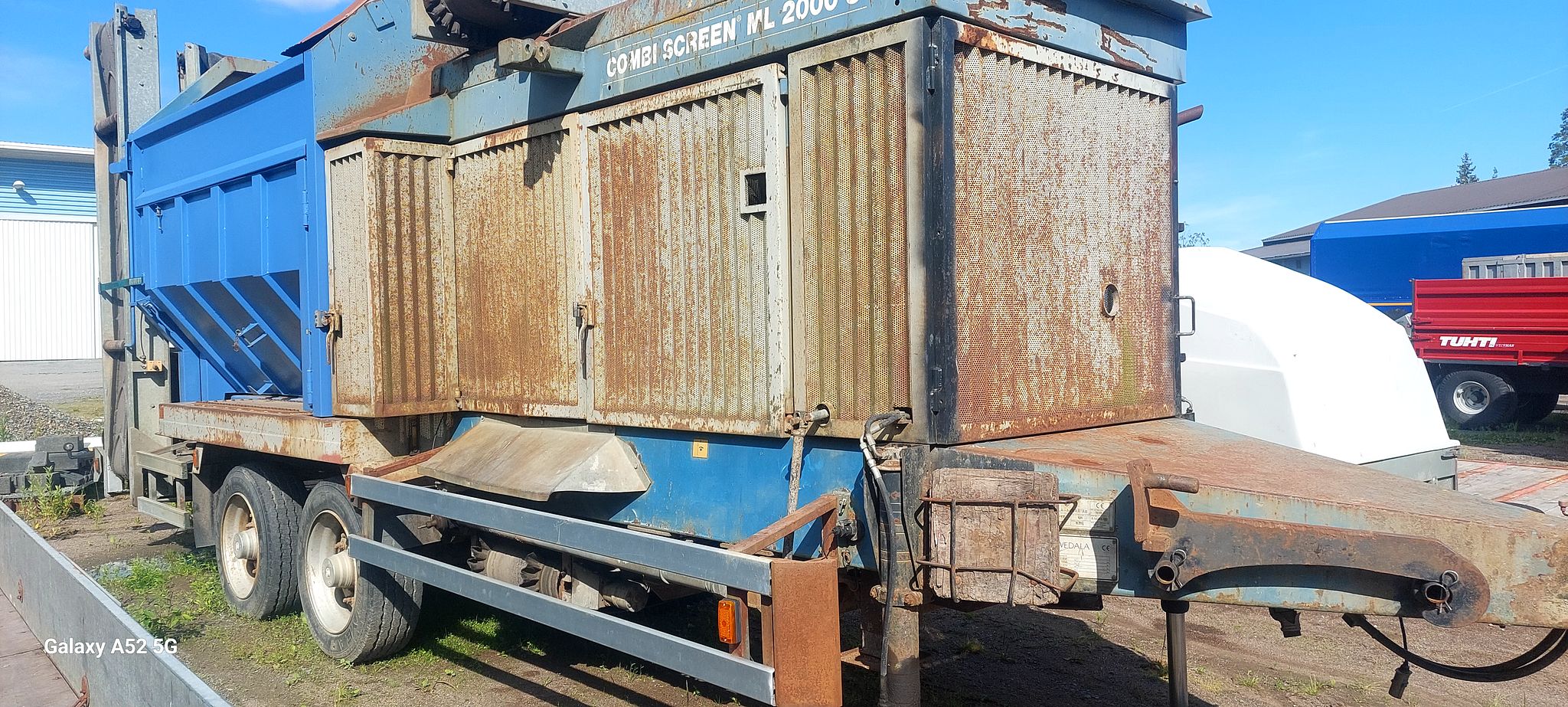 Image 2/6