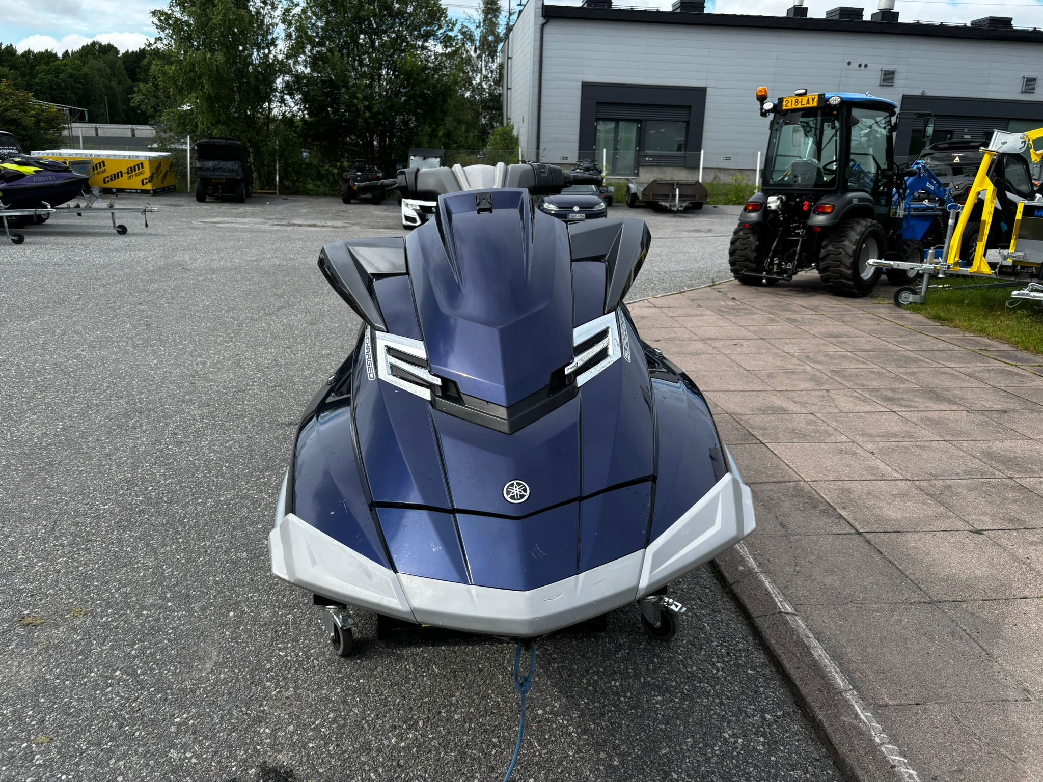 Image 3/10