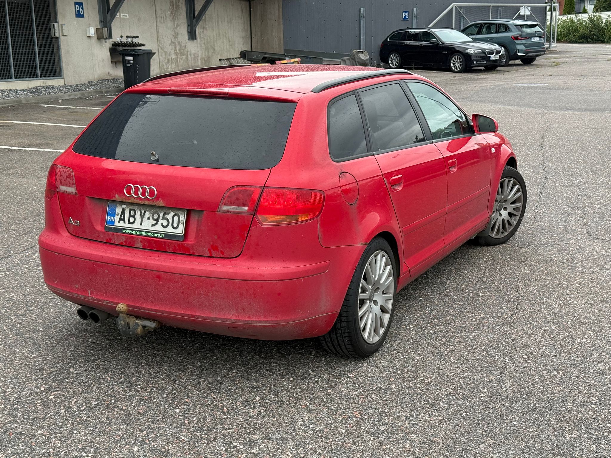 Image 3/40