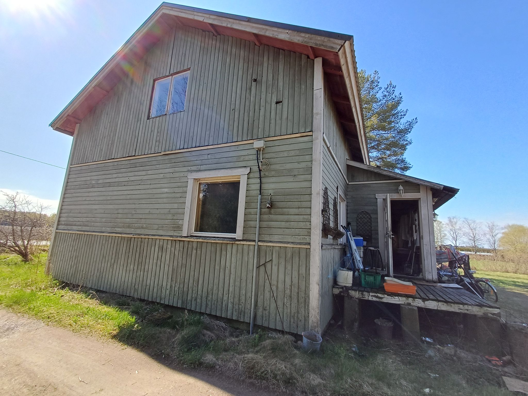 Image 2/14