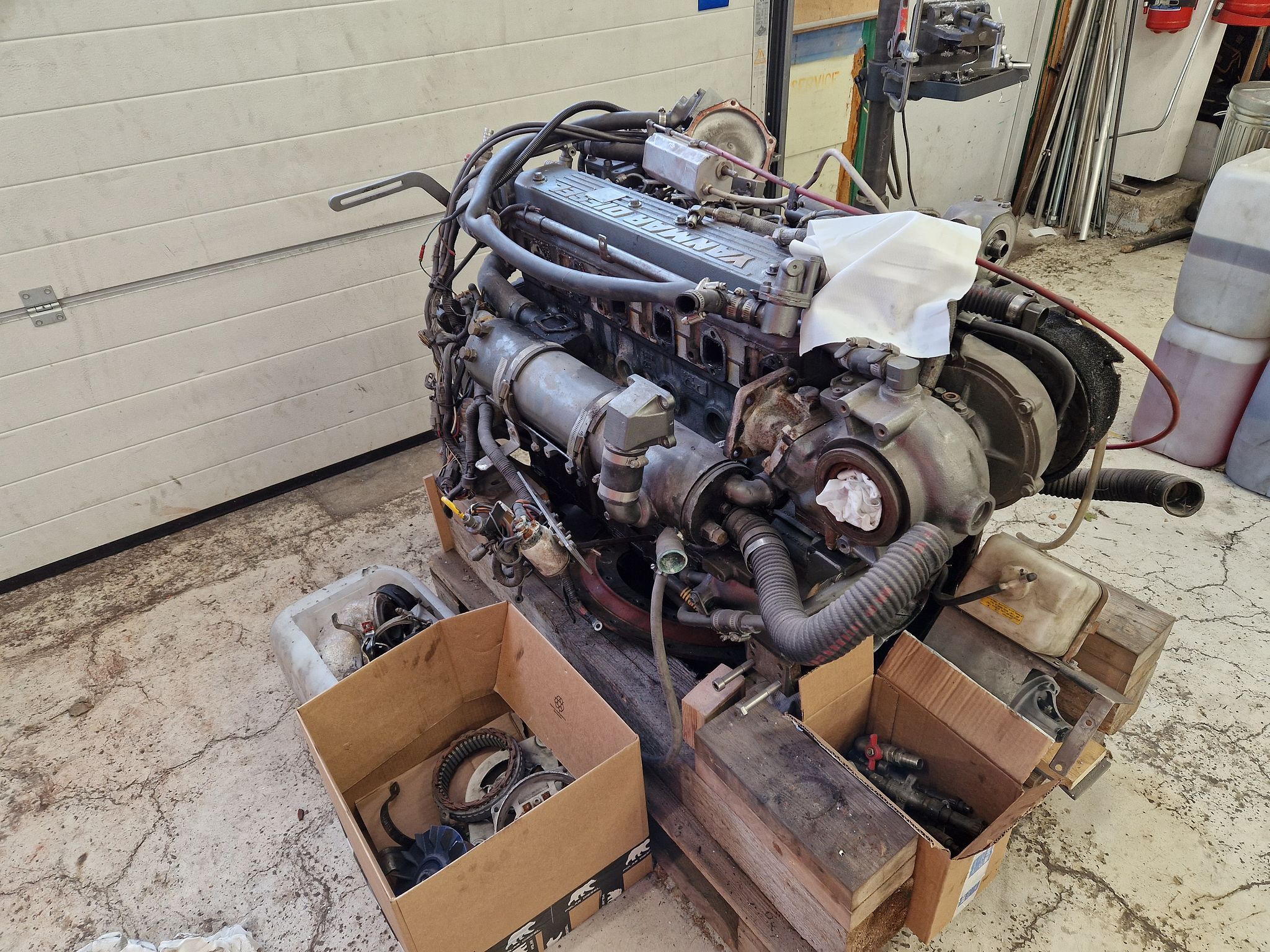 Image 1/17