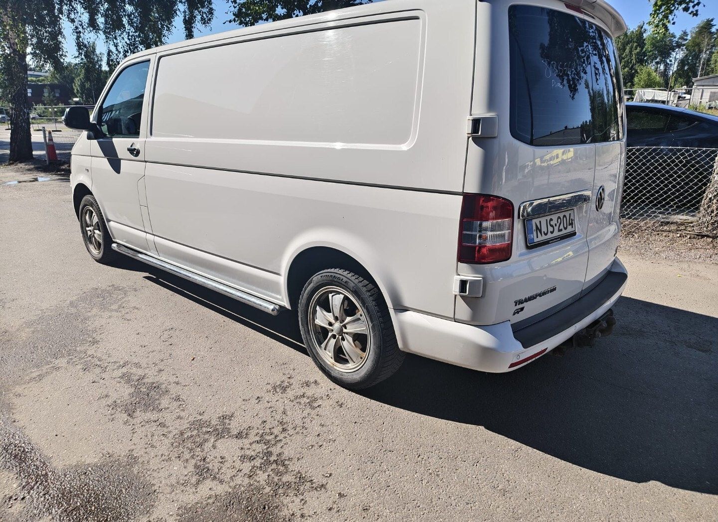 Image 3/13