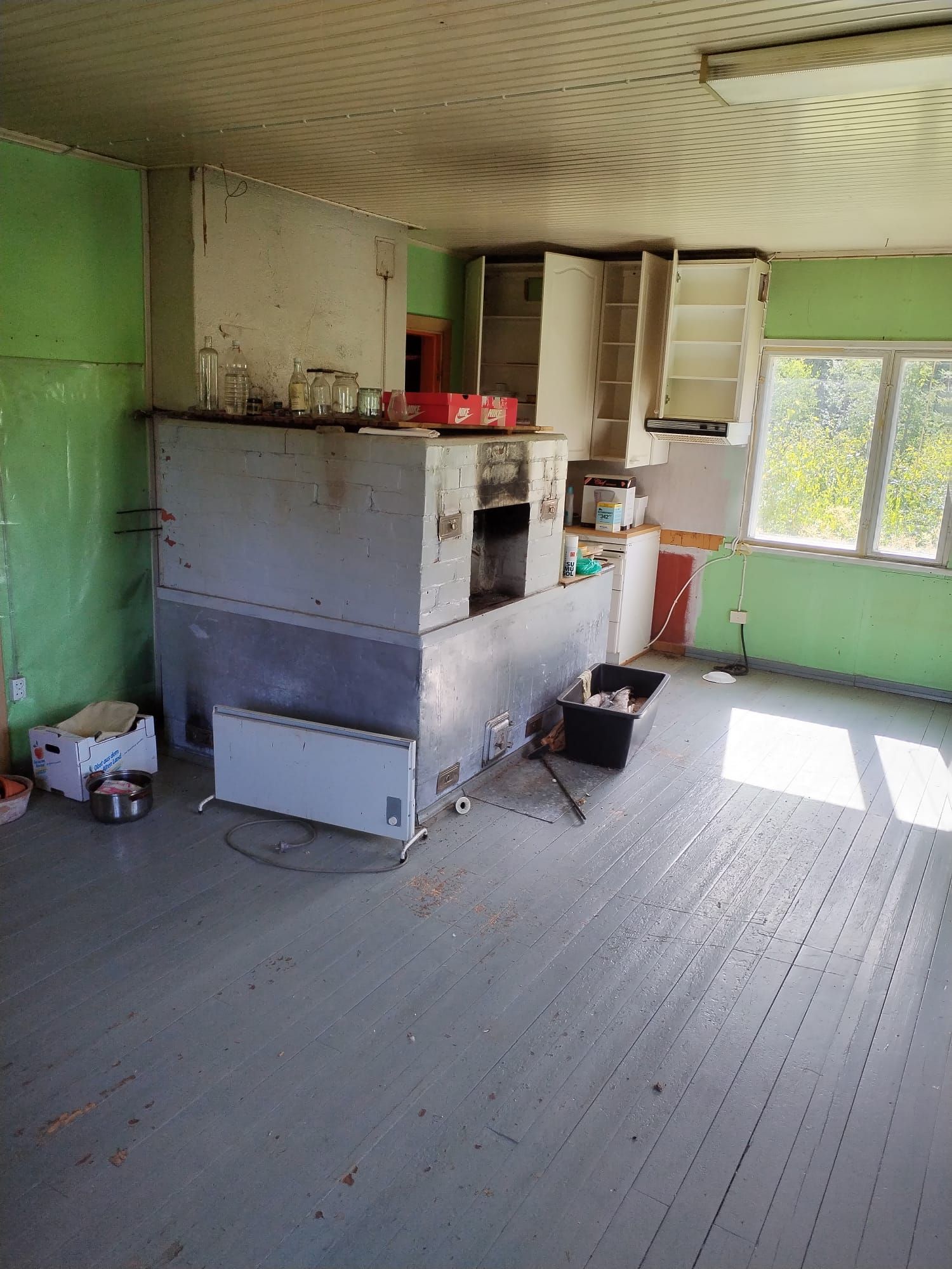 Image 3/8