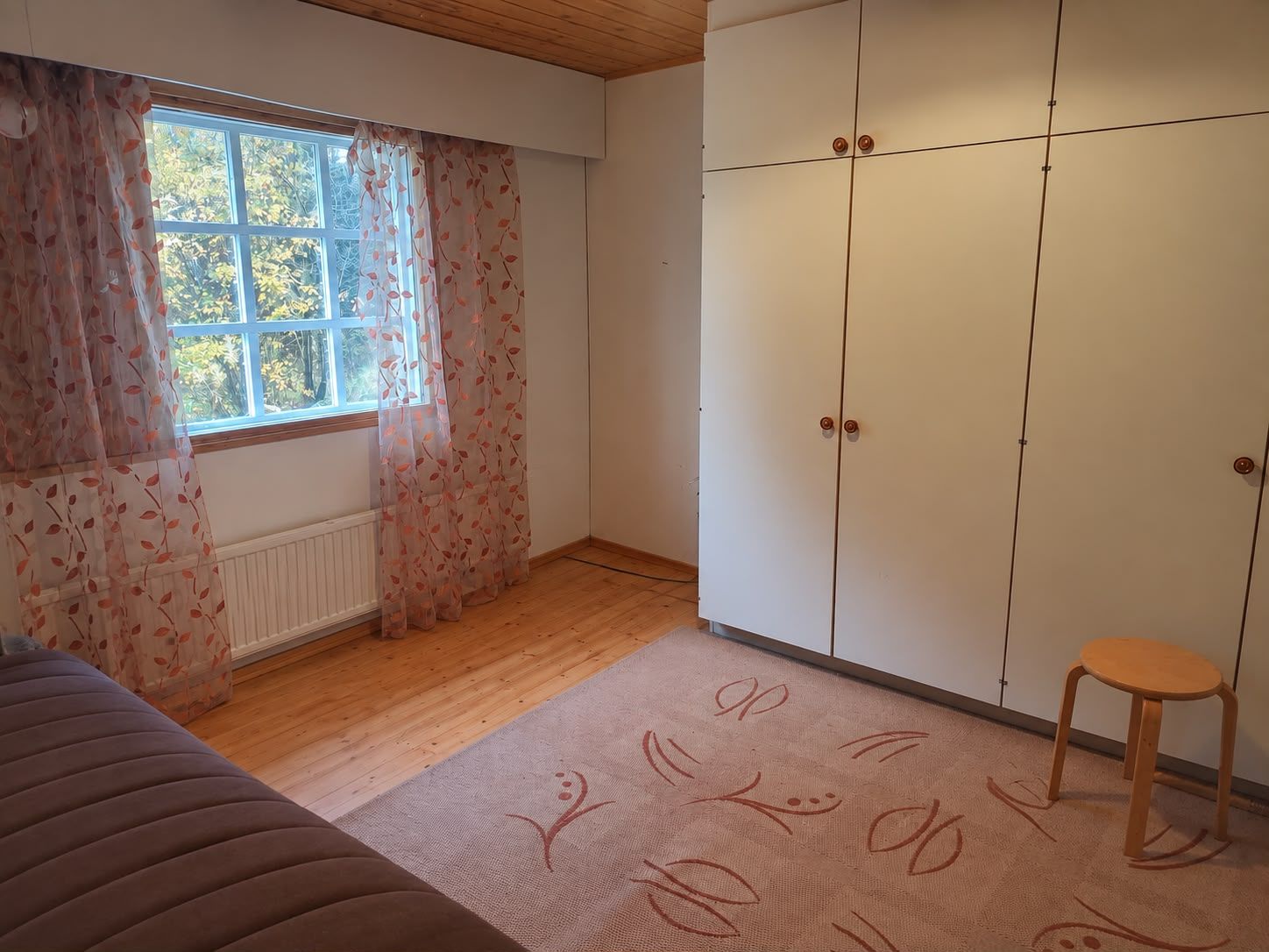 Image 19/36