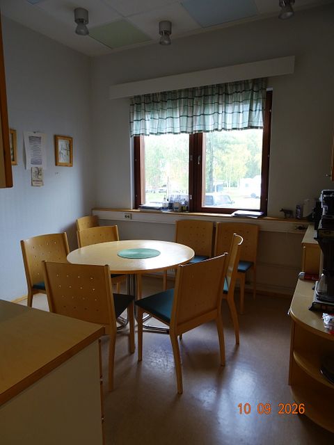 Image 8/8