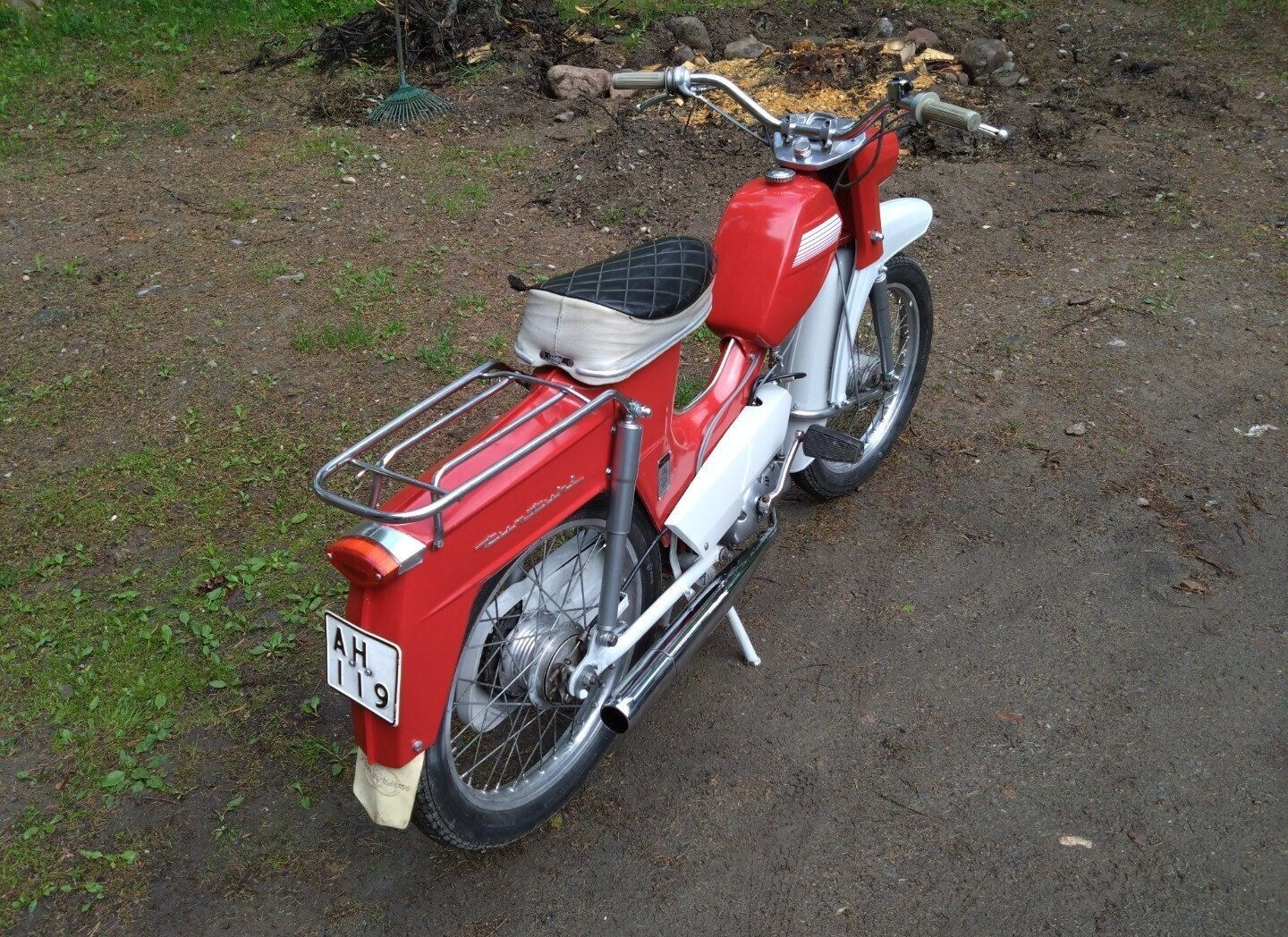 Image 4/9