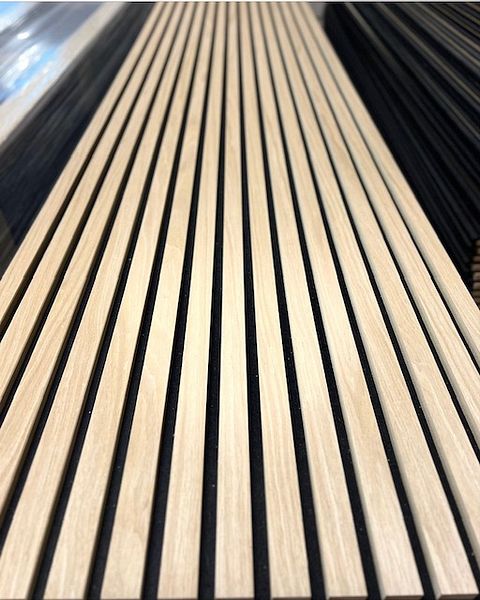 Image 2/10