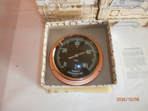 Image 2/5