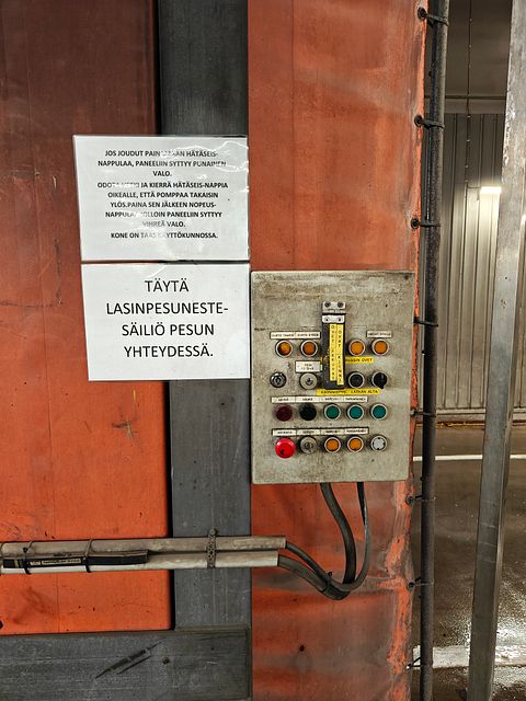 Image 5/6