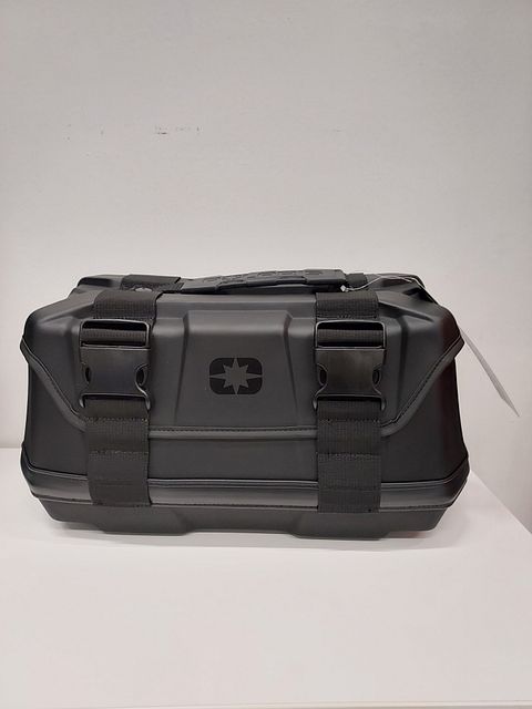 Image 2/7