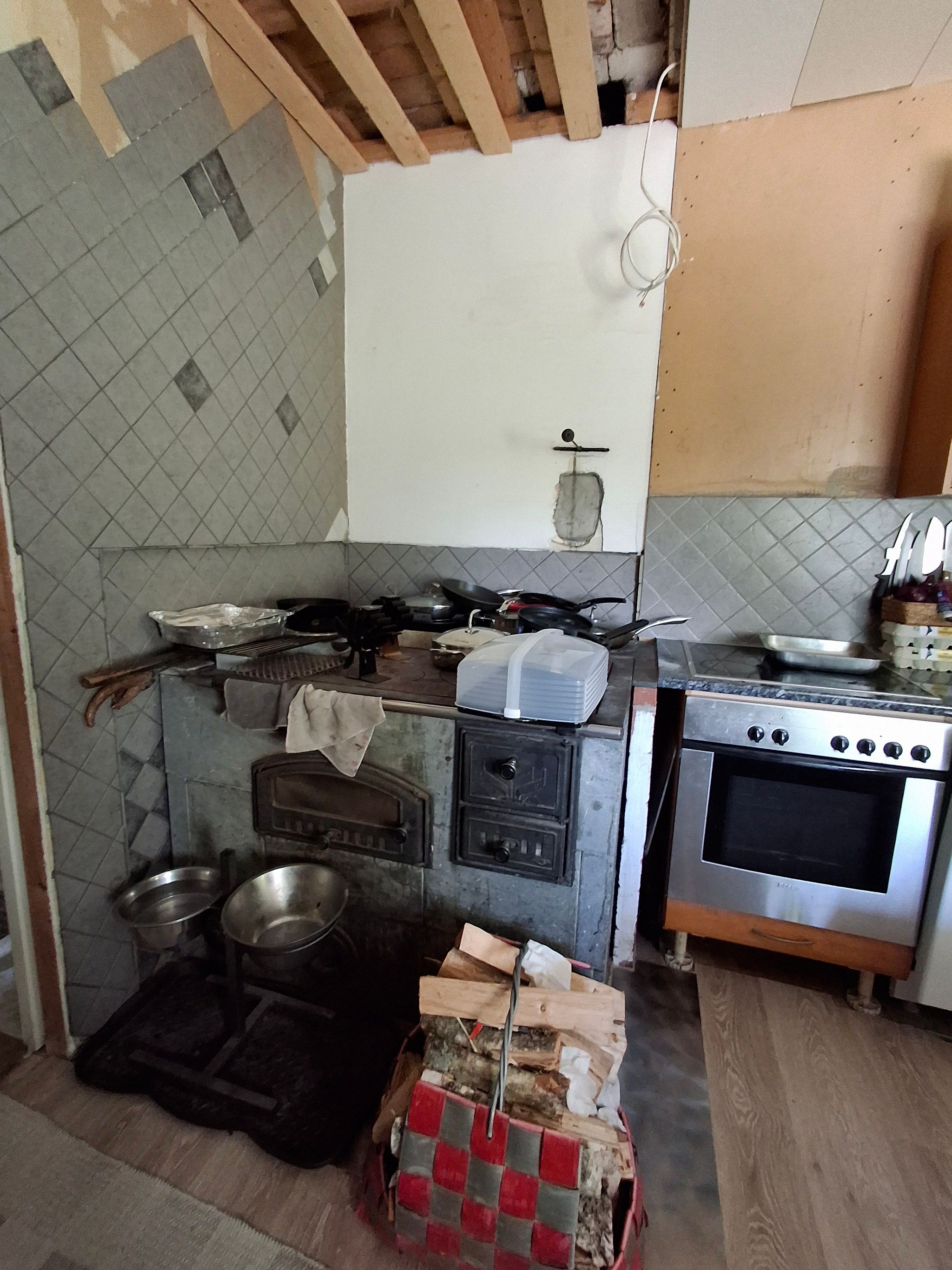 Image 6/34