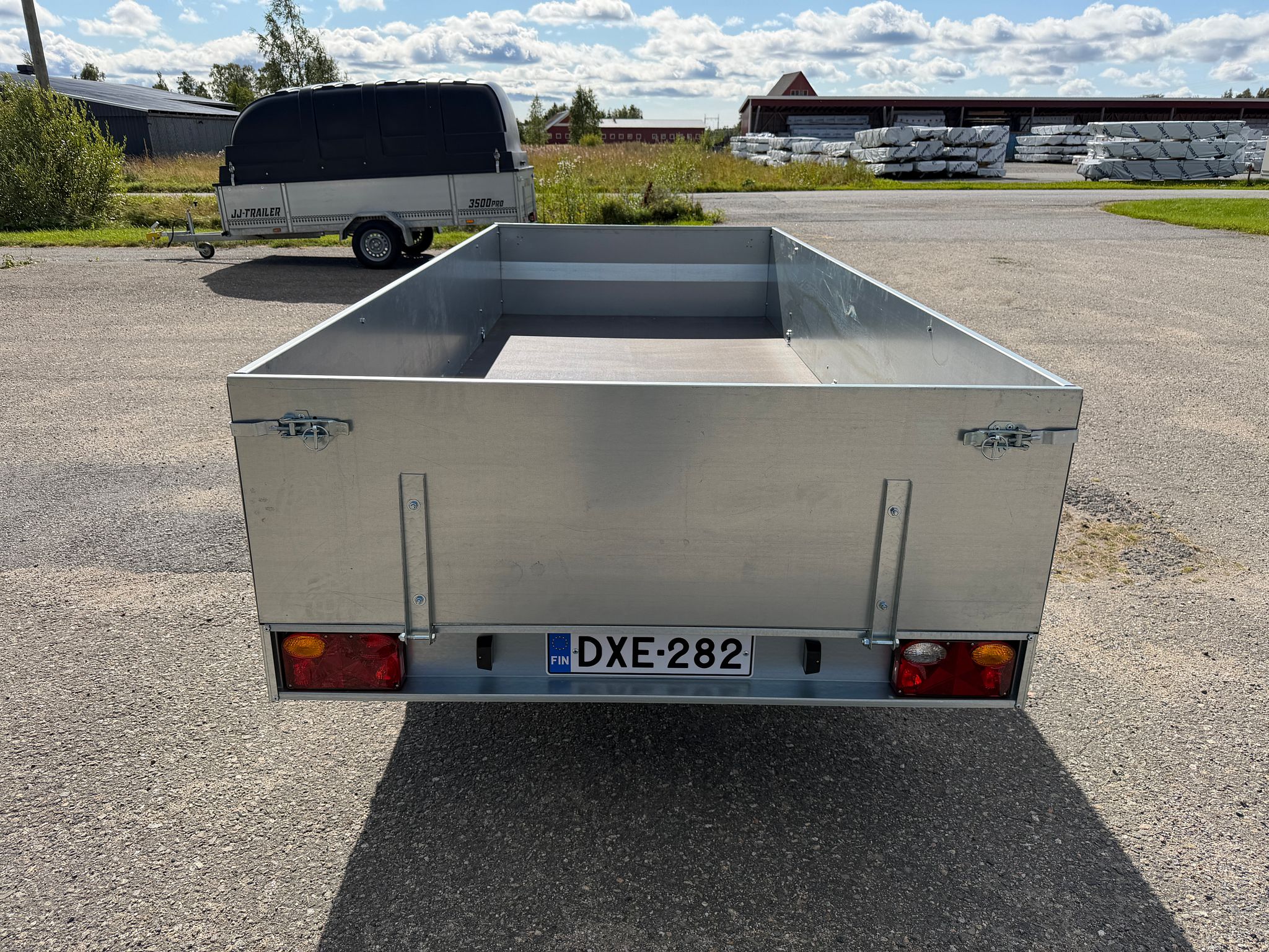 Image 4/10