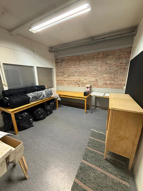 Image 6/14