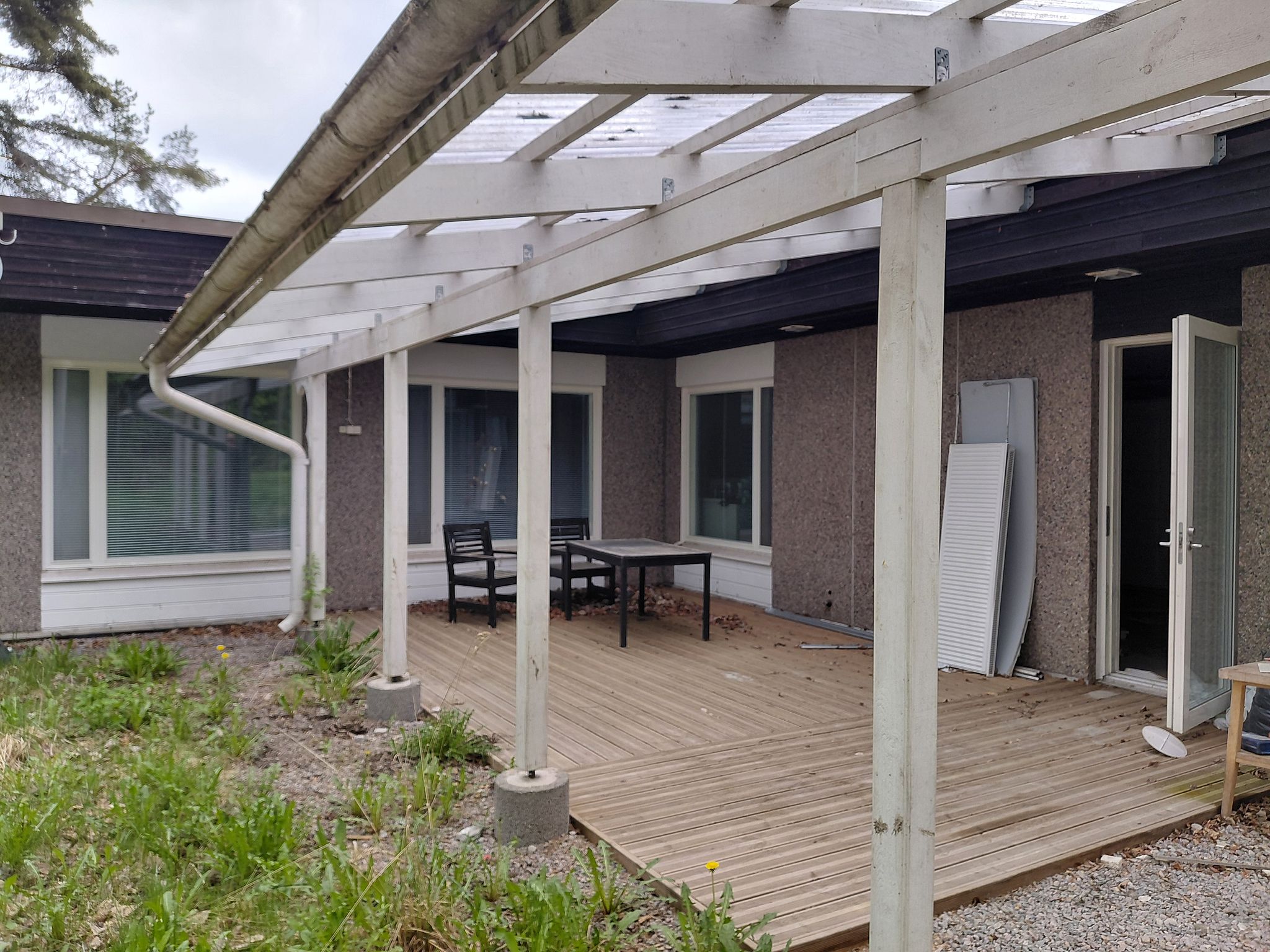 Image 7/46