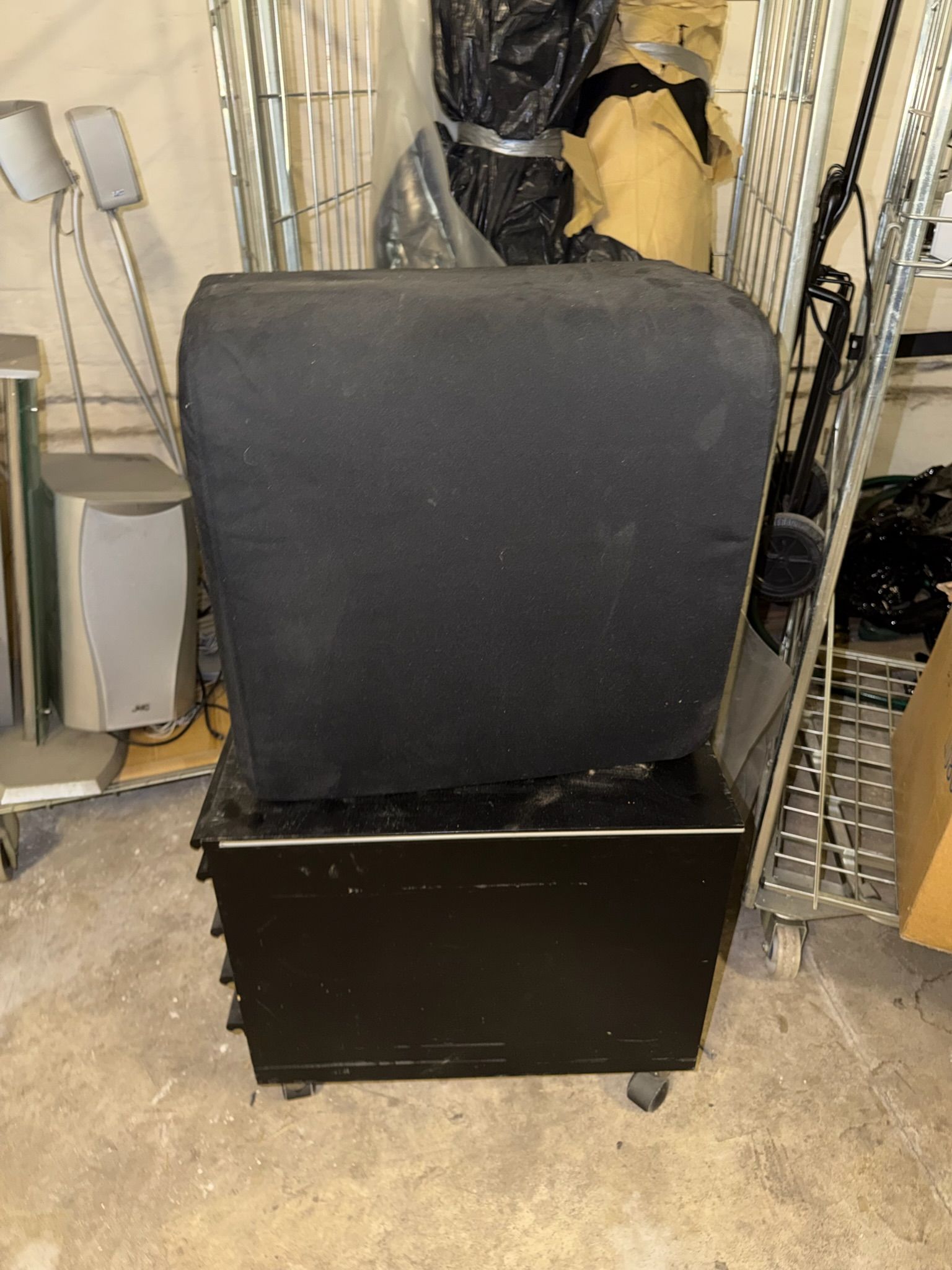 Image 24/36