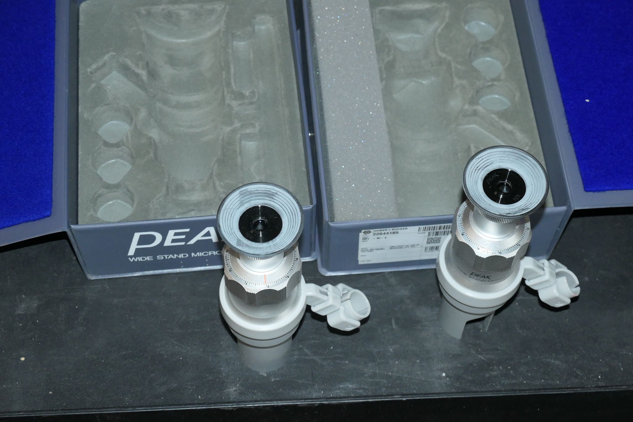 Image 2/4