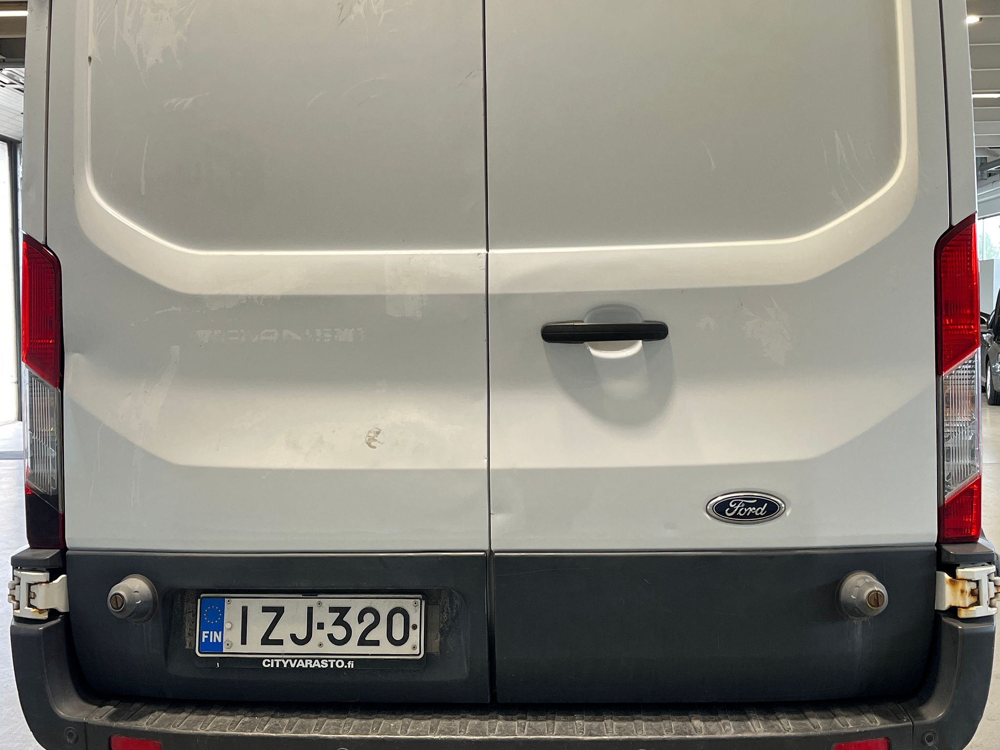 Image 9/53