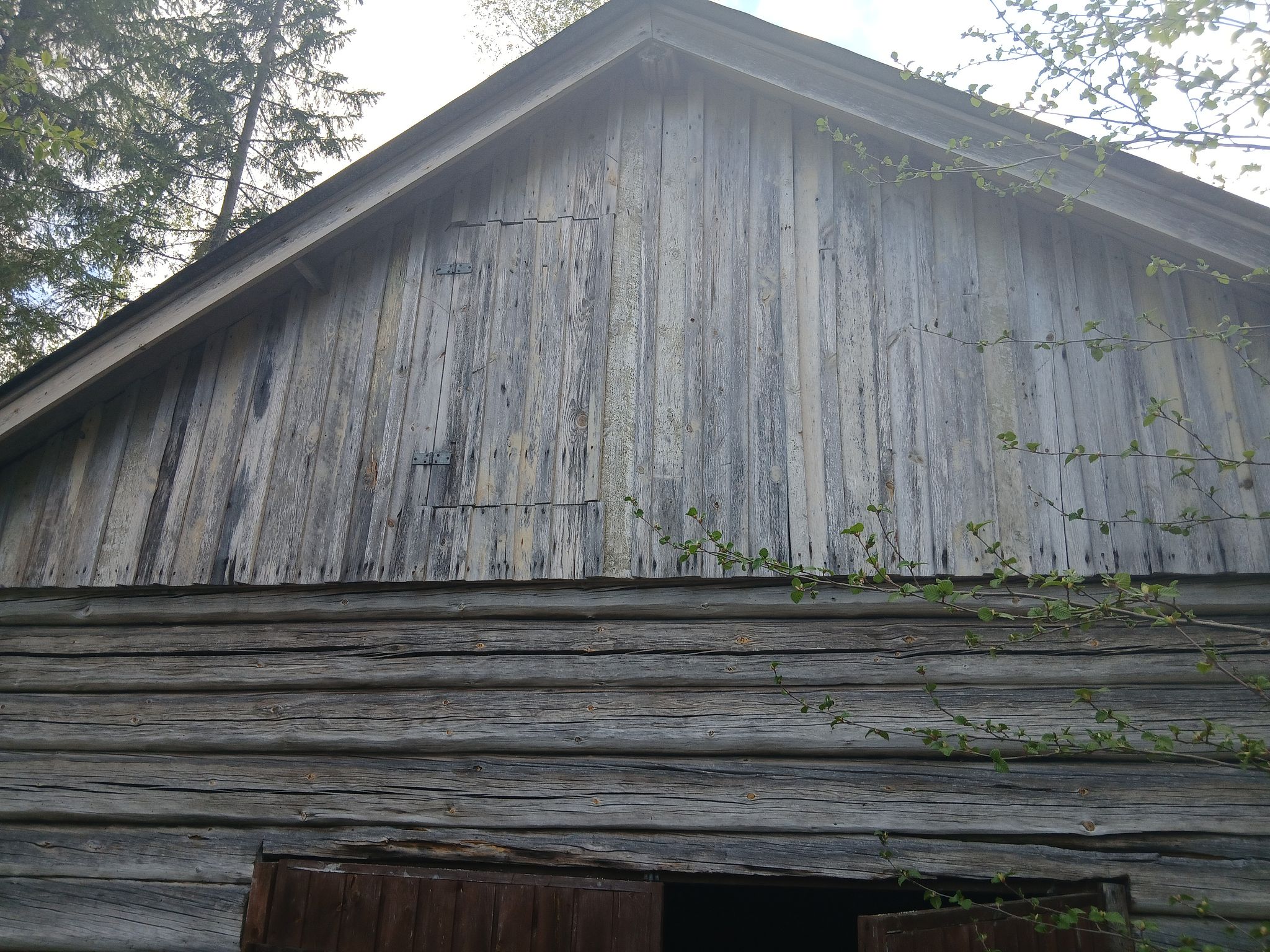 Image 3/6