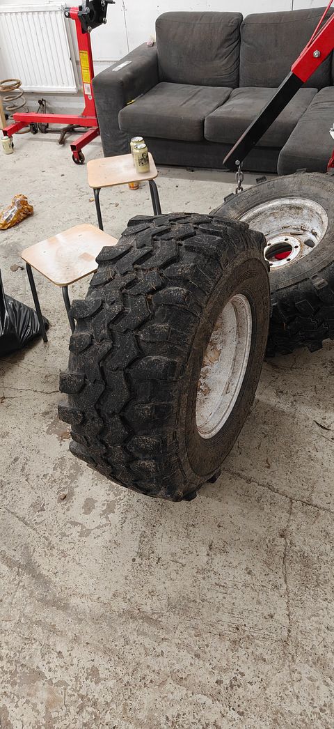 Image 7/10