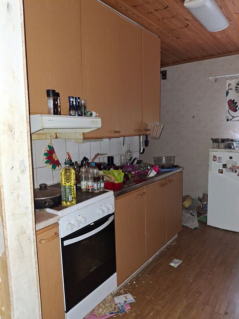Image 9/19