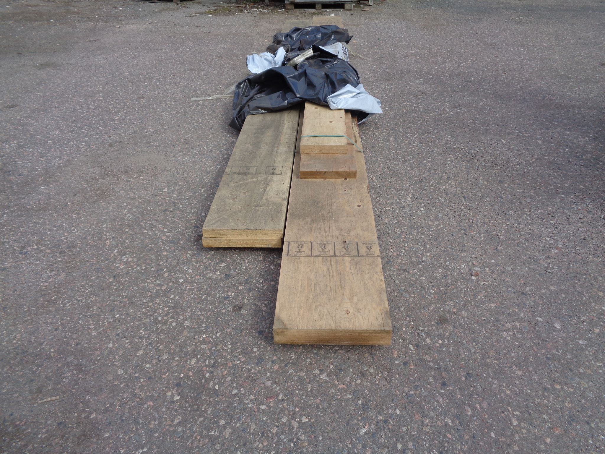 Image 2/2