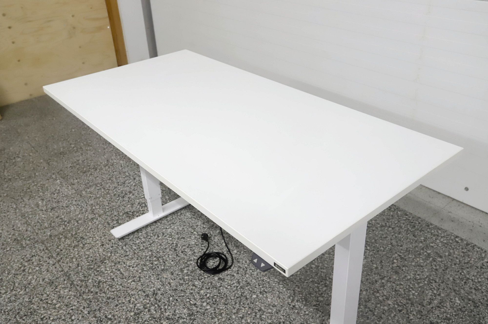 Image 6/8